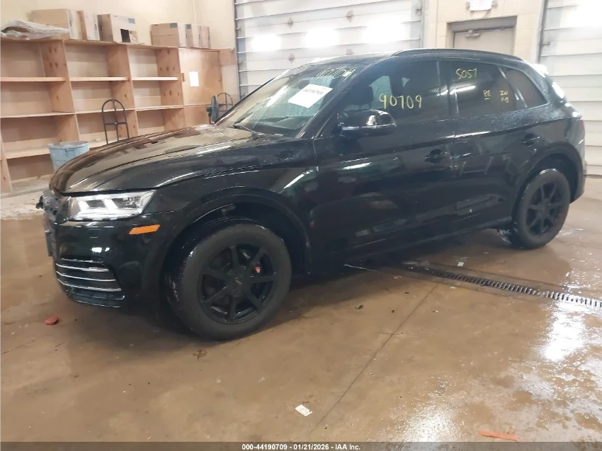 Audi SQ5 PREMIUM PLUS / DIGITAL / ПОДГРЕВИ / ШИБИДАХ, снимка 3 - Автомобили и джипове - 54777413