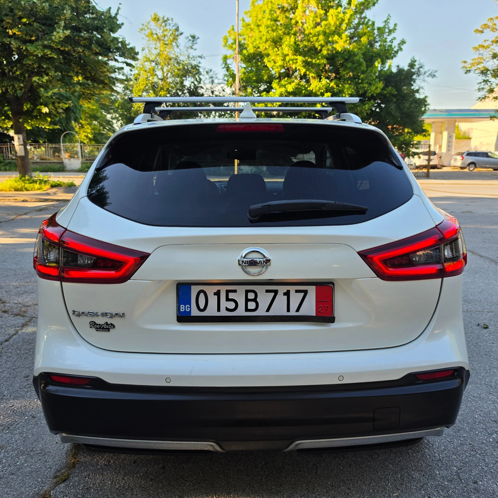 Nissan Qashqai 1.5DCI TEKNA FULL, снимка 9 - Автомобили и джипове - 54945343