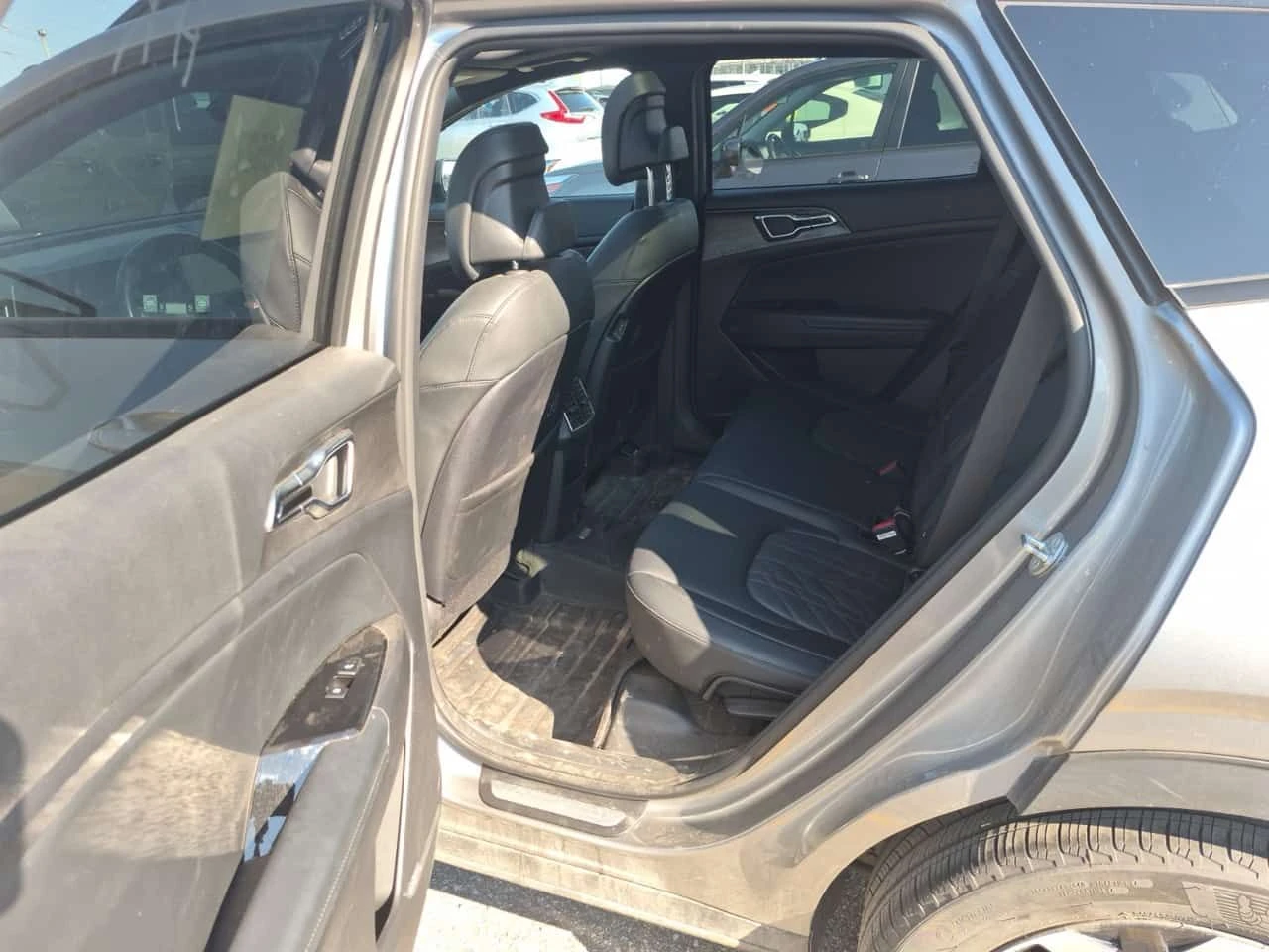 Kia Sportage * X Line Limited 4D Utility AWD* АВТОКРЕДИТ* , снимка 12 - Автомобили и джипове - 55605817