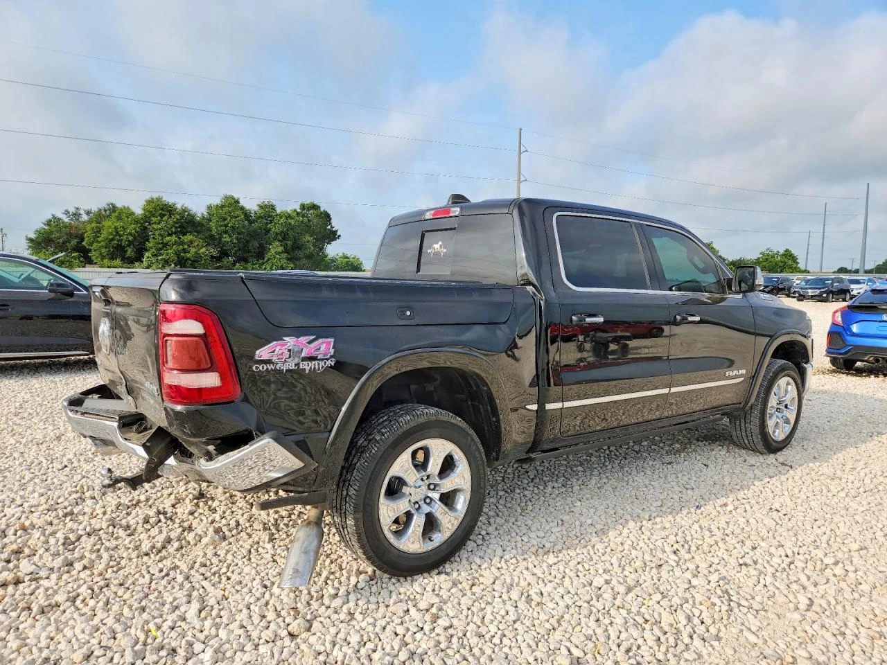 Dodge RAM 1500 5.7* LIMITED* КОЖА* ПОДГРЕВ* ПАНОРАМА* NAVI* , снимка 3 - Автомобили и джипове - 55652063