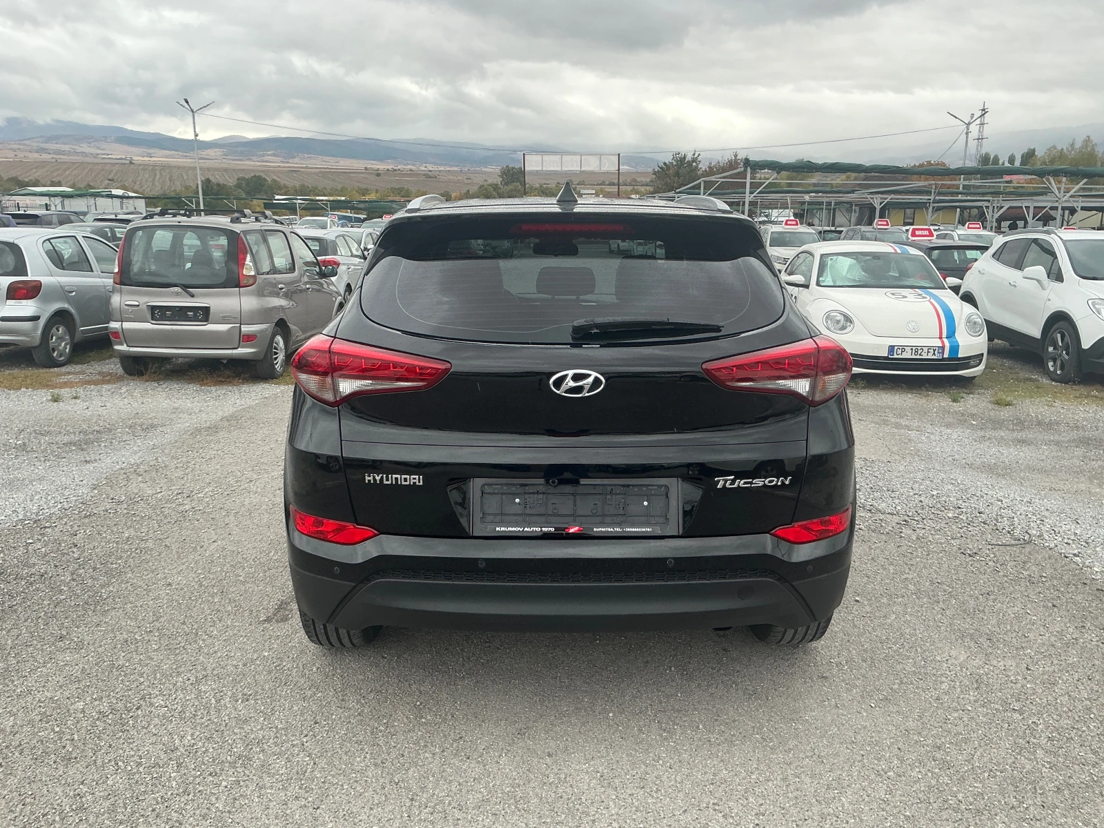 Hyundai Tucson 1.7 CRDI, снимка 7 - Автомобили и джипове - 56140912