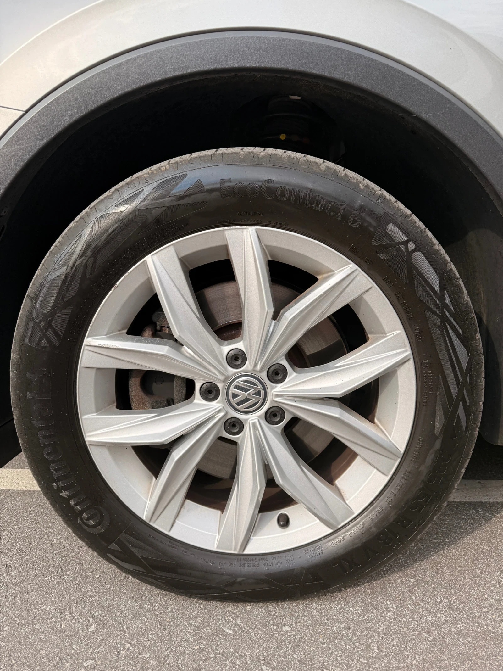 VW Tiguan 2.0TDI/4Motion/Assist/LED/Keyless, снимка 6 - Автомобили и джипове - 56358584