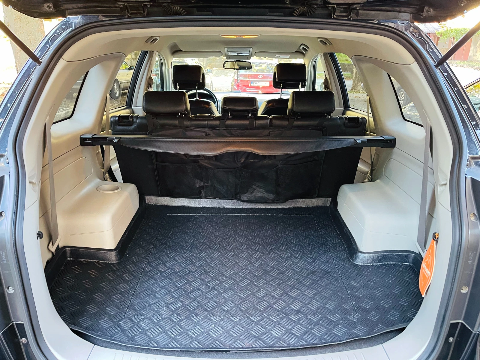 Chevrolet Captiva, снимка 6 - Автомобили и джипове - 56674653