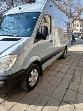     Mercedes-Benz Sprinter 319