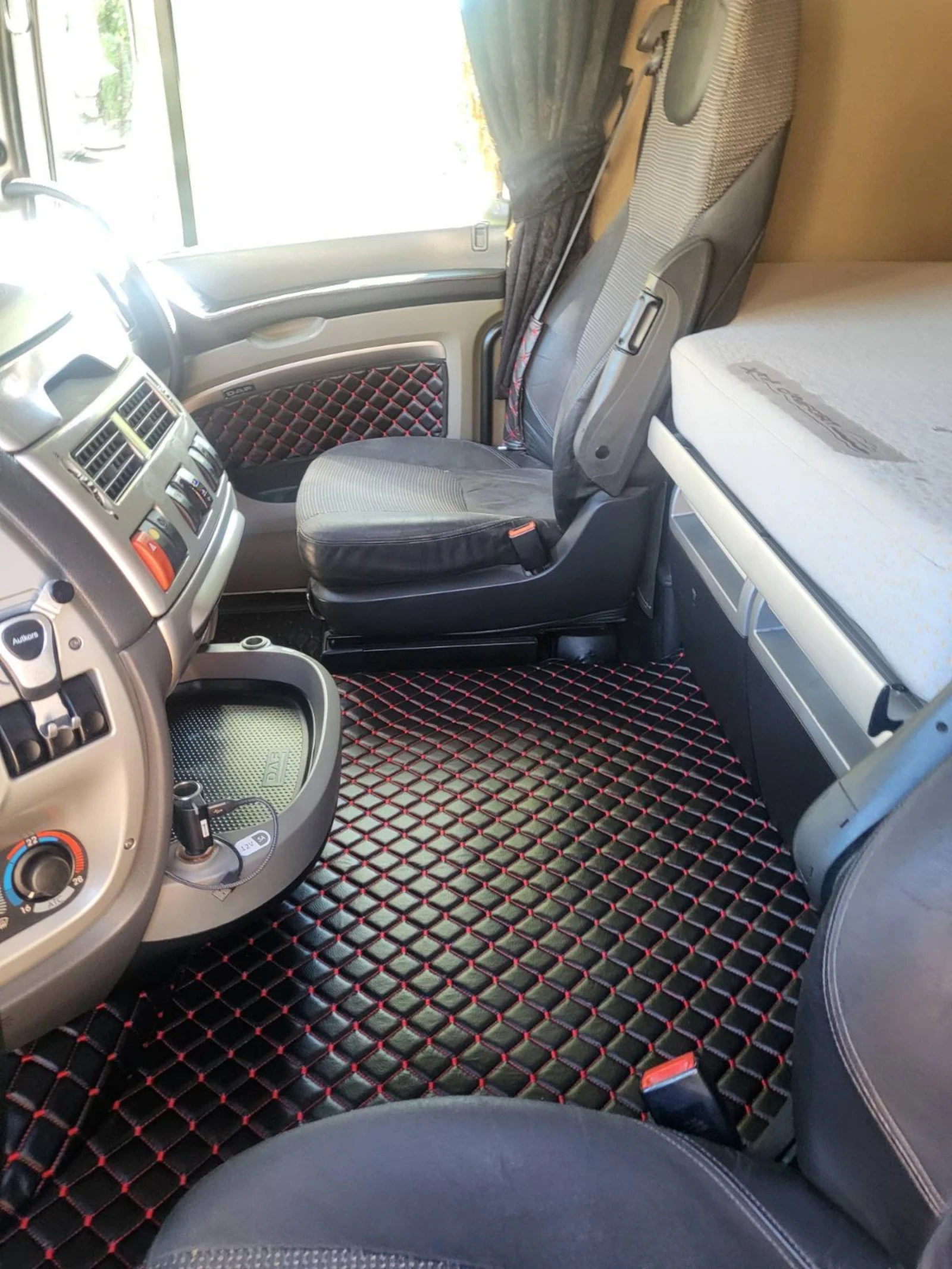 Daf XF 105 FT АТе - изображение 4