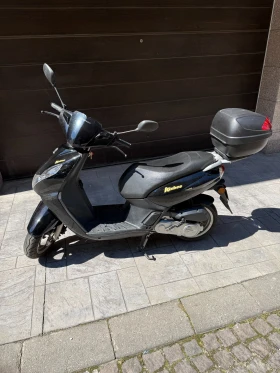����� �� �������� �� Peugeot Kissbee 50
