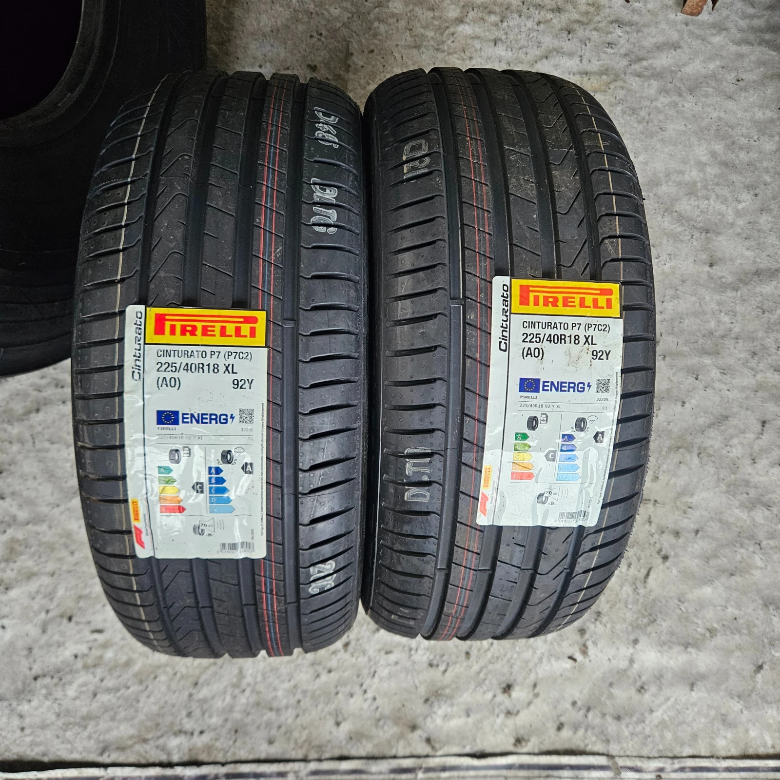 Гуми Летни 225/40R18