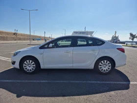 Opel Astra Model J Notchback, снимка 8