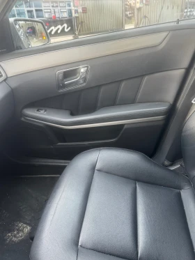 Mercedes-Benz E 350 4  MATIC 265 К.С -ТОП СЪСТОЯНИЕ НОВ ВНОС , снимка 9