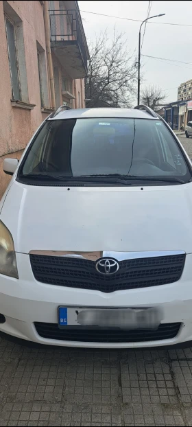 Toyota Corolla verso 2, 0 D4D, снимка 6