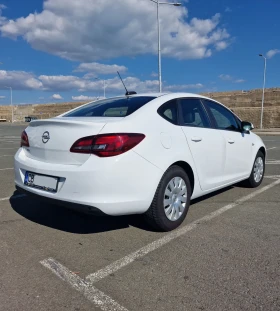 Обява за продажба на Opel Astra Model J Notchback ~19 999 лв. - изображение 4 | Auto.bg Обява за продажба на Opel Astra Model J Notchback ~19 999 лв. - изображение 4