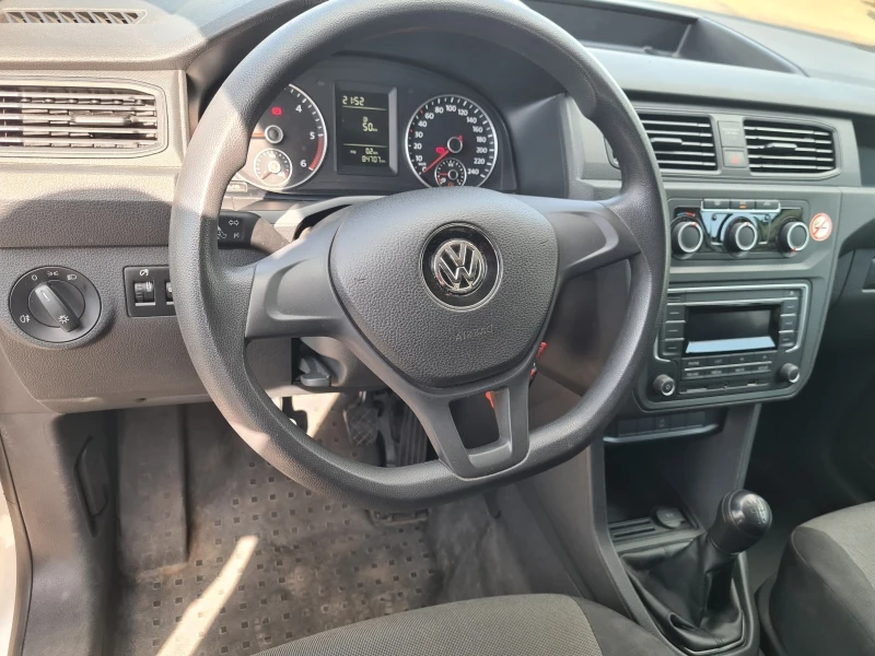 VW Caddy 2.0TDI L1H1, снимка 12 - Автомобили и джипове - 37812626