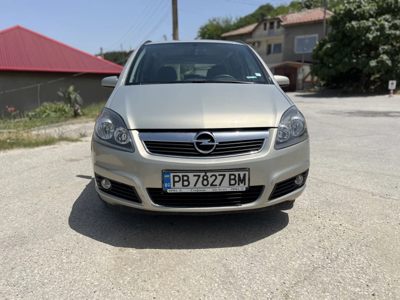 Opel Zafira B, снимка 2 - Автомобили и джипове - 47493617