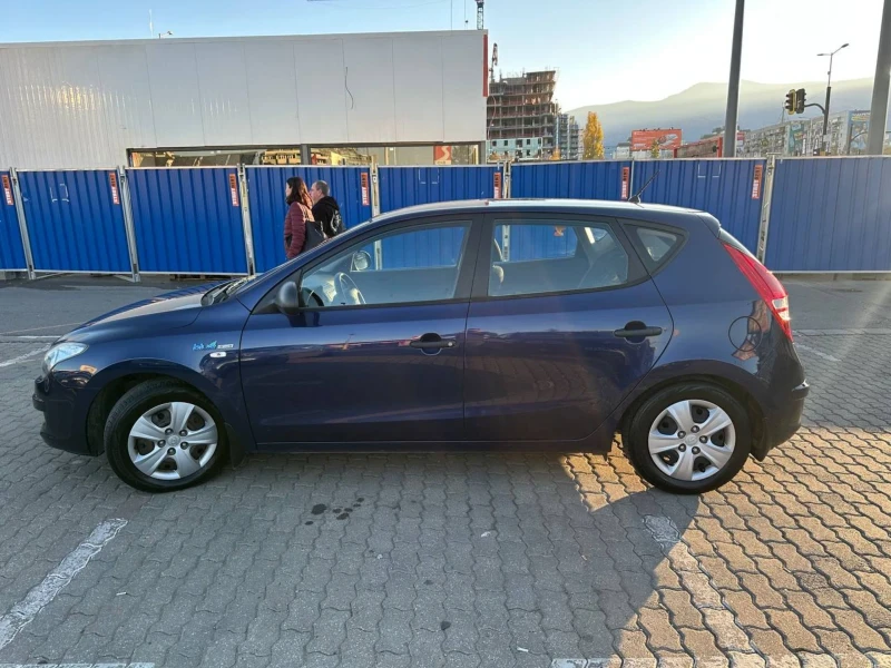 Hyundai I30, снимка 4 - Автомобили и джипове - 47936358