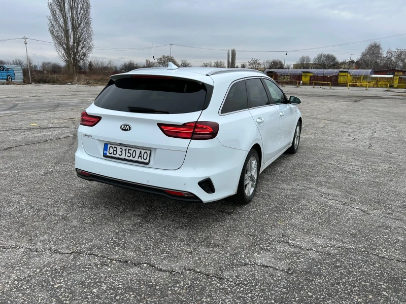 Kia Ceed, снимка 4 - Автомобили и джипове - 48222818