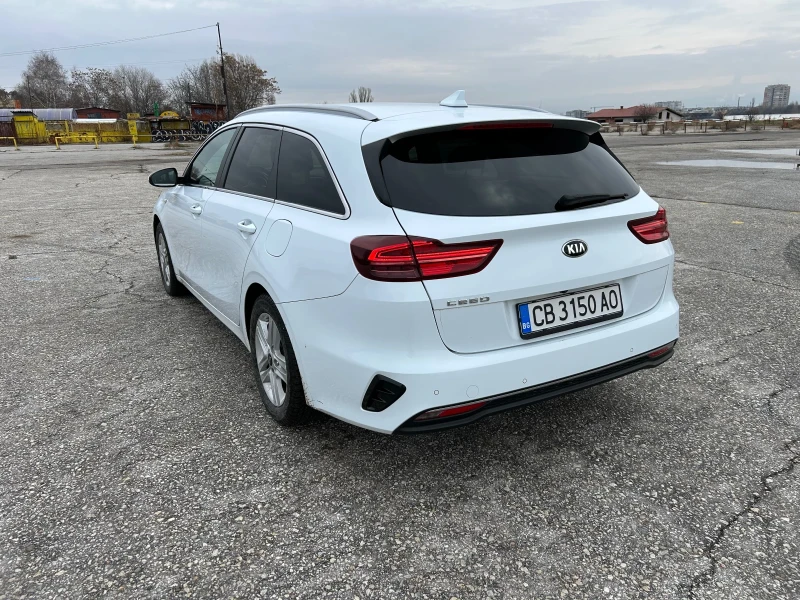 Kia Ceed, снимка 5 - Автомобили и джипове - 48222818