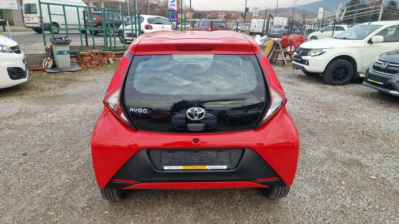 Toyota Aygo 1.0 VVTi EUR.6, снимка 8 - Автомобили и джипове - 48239722