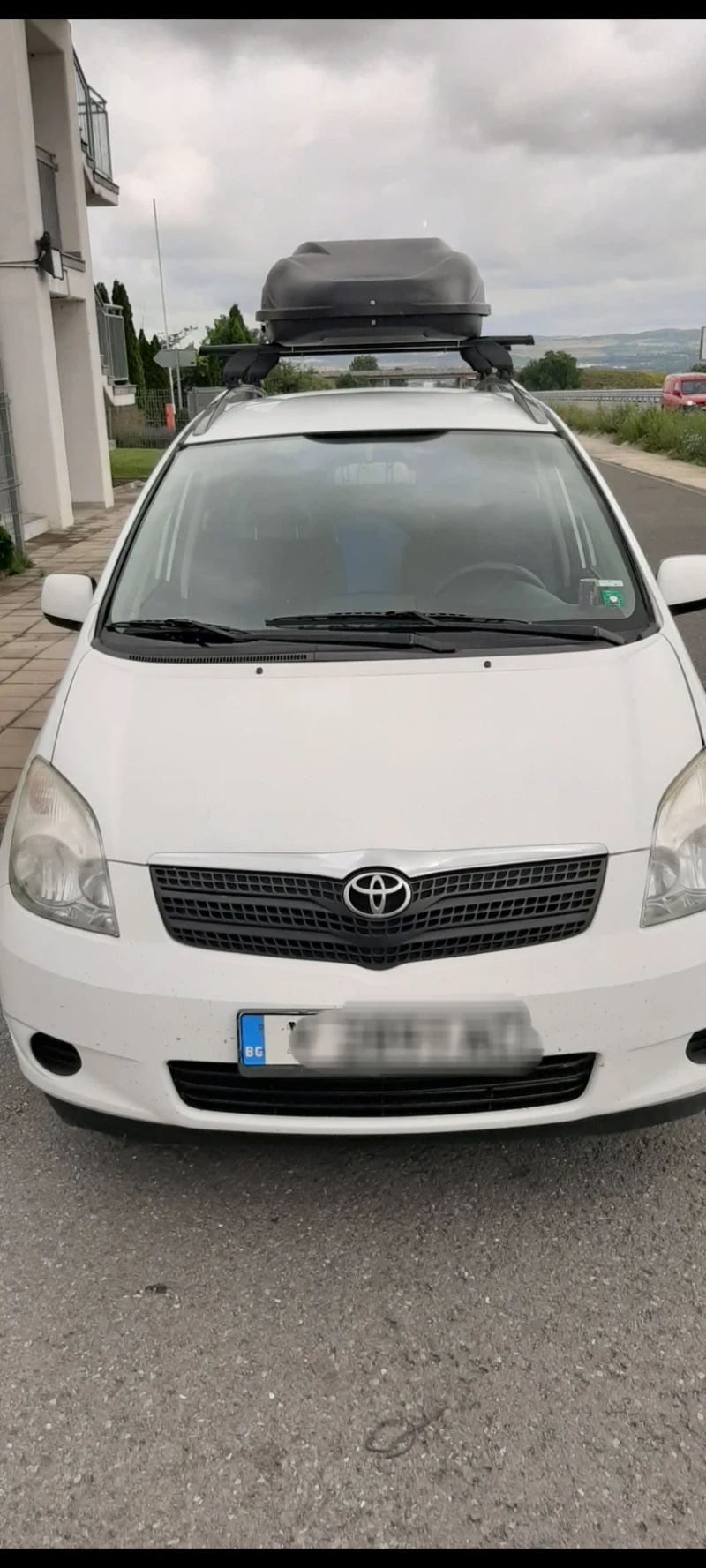 Toyota Corolla verso 2, 0 D4D, снимка 4 - Автомобили и джипове - 48313520