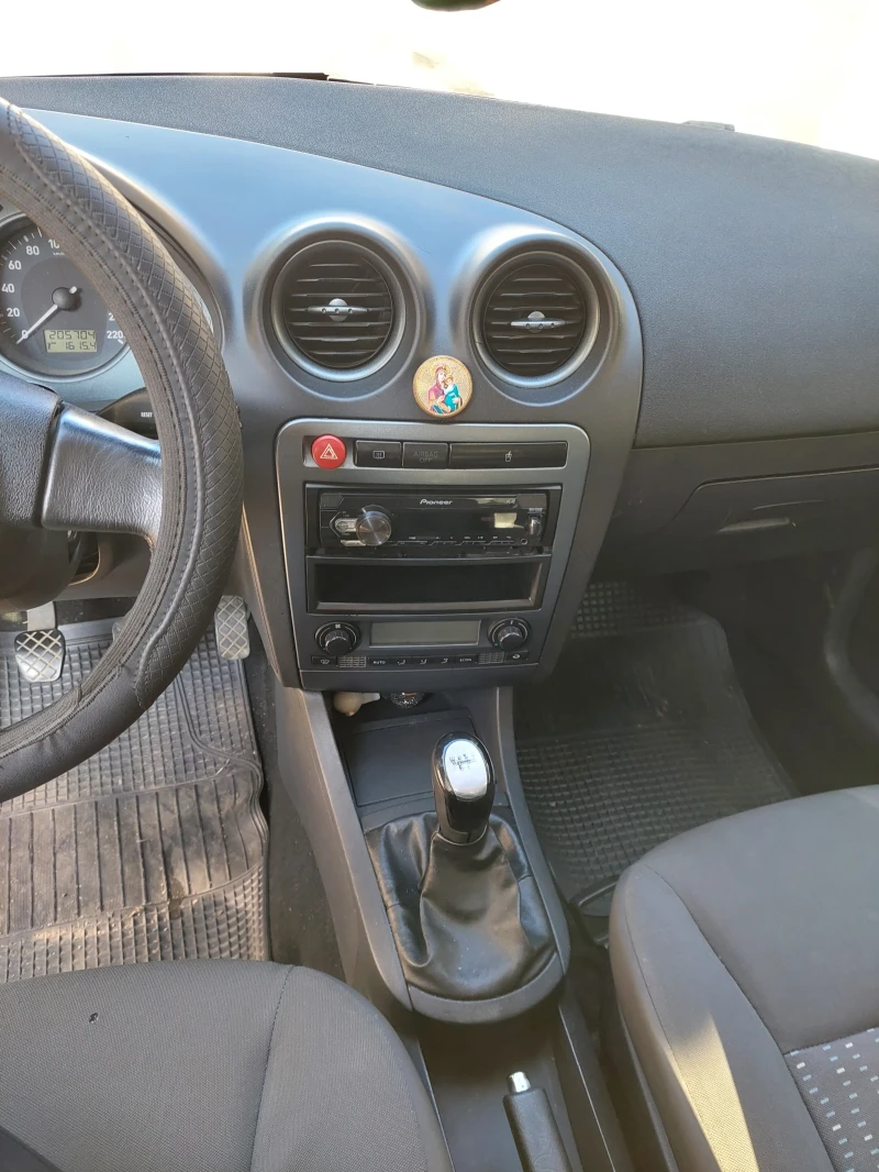 Seat Ibiza, снимка 7 - Автомобили и джипове - 48970013