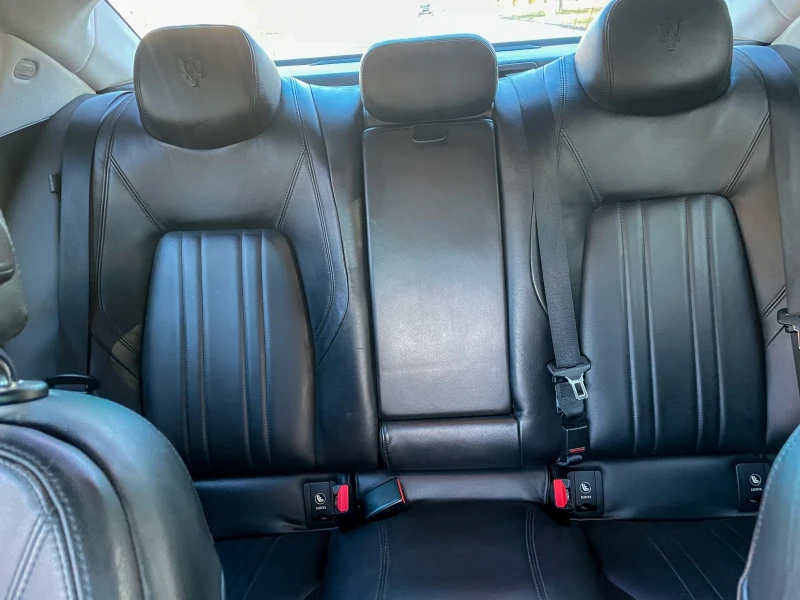 Maserati Ghibli, снимка 16 - Автомобили и джипове - 52676008