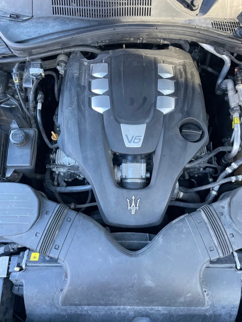 Maserati Ghibli, снимка 9 - Автомобили и джипове - 52676008