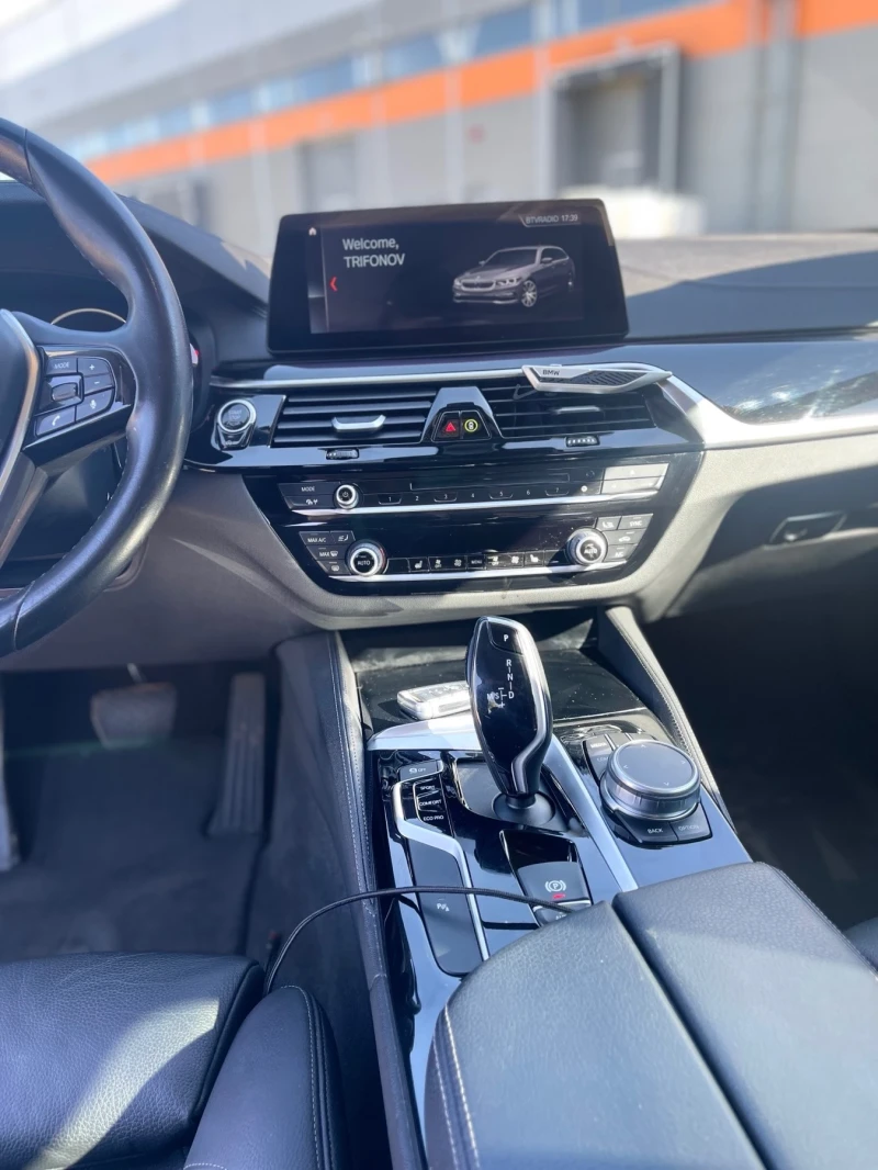 BMW 330, снимка 7 - Автомобили и джипове - 52009670