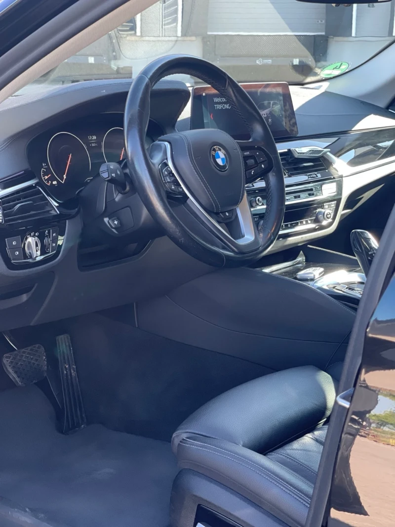 BMW 330, снимка 6 - Автомобили и джипове - 52009670