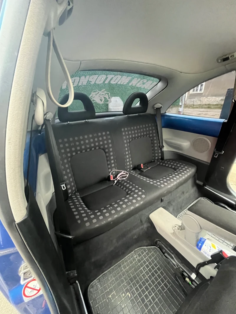 VW New beetle 1.8 T, снимка 10 - Автомобили и джипове - 52710896