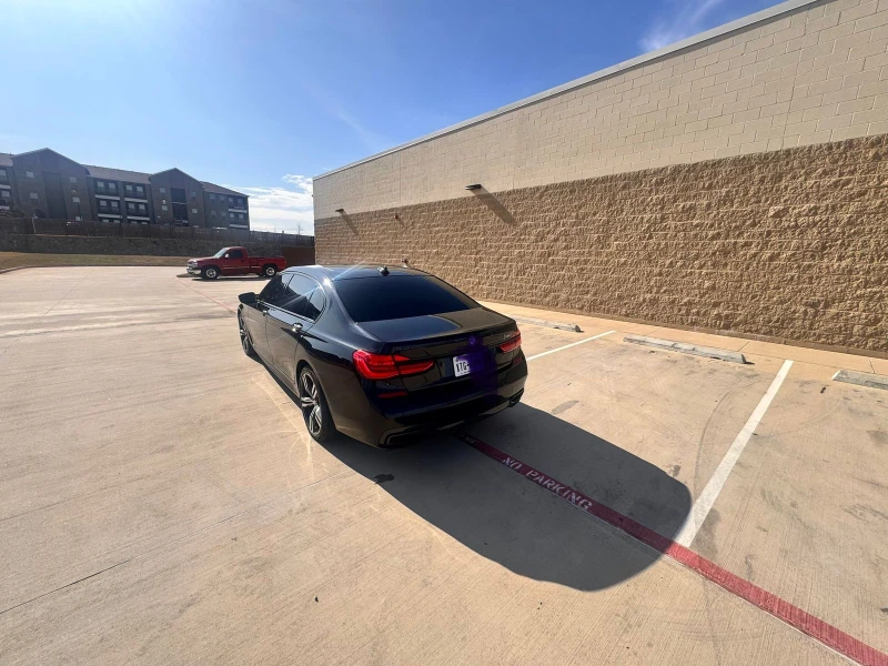 BMW 740 SHADOW LINE* MPACK* HUD* PANO* МАСАЖИ* ОБДУХ* , снимка 3 - Автомобили и джипове - 53122135