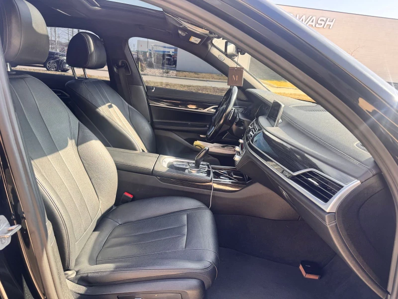BMW 740 SHADOW LINE* MPACK* HUD* PANO* МАСАЖИ* ОБДУХ* , снимка 8 - Автомобили и джипове - 53122135