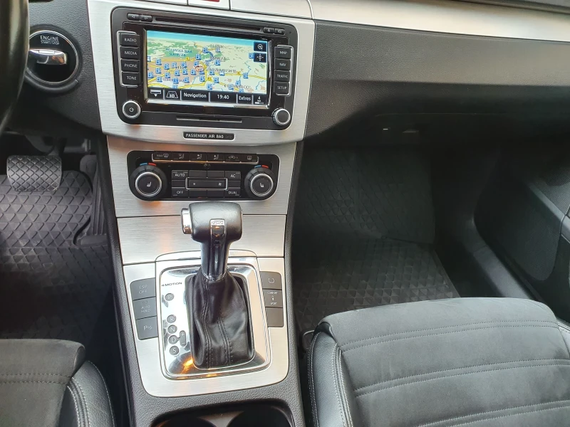 VW CC VR6 3.6 FSI, снимка 11 - Автомобили и джипове - 53303936