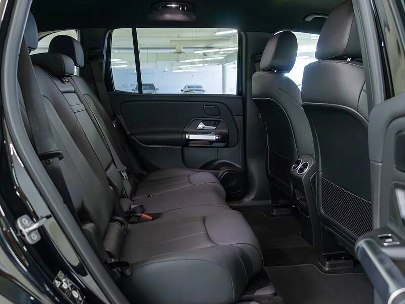 Mercedes-Benz EQB  250+ SUV, снимка 16 - Автомобили и джипове - 54204574