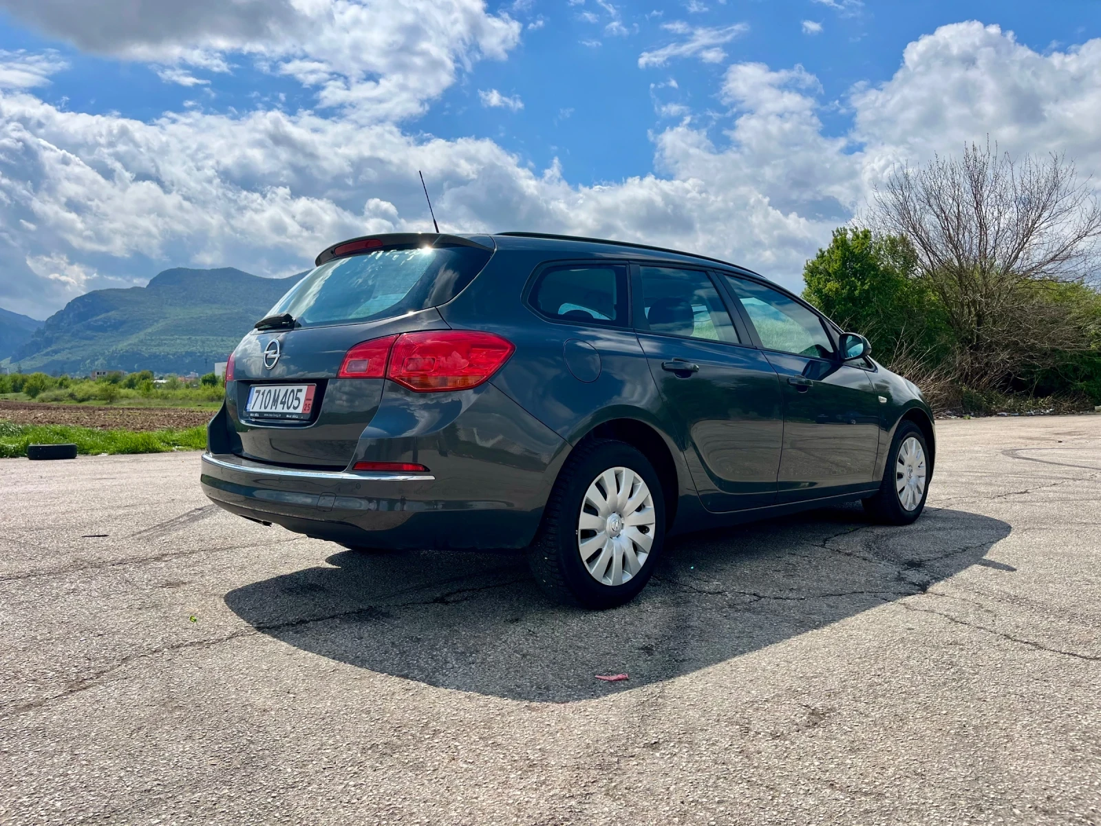 Opel Astra Sports Tourer 1.6CDTI - изображение 4