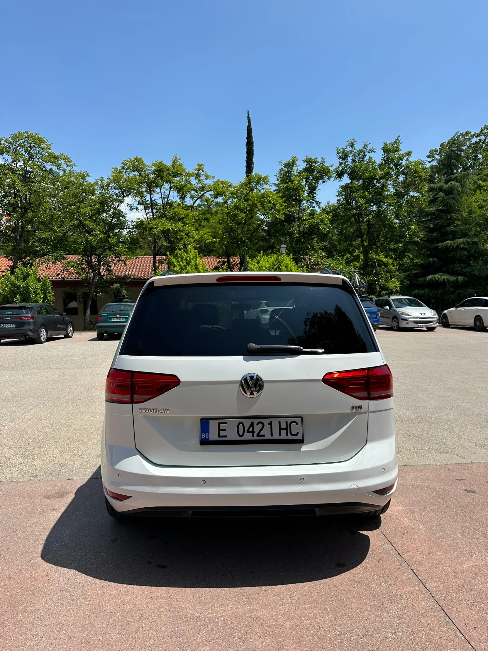 VW Touran Shadow line* DSG* Distronik* 6+ 1 - изображение 6