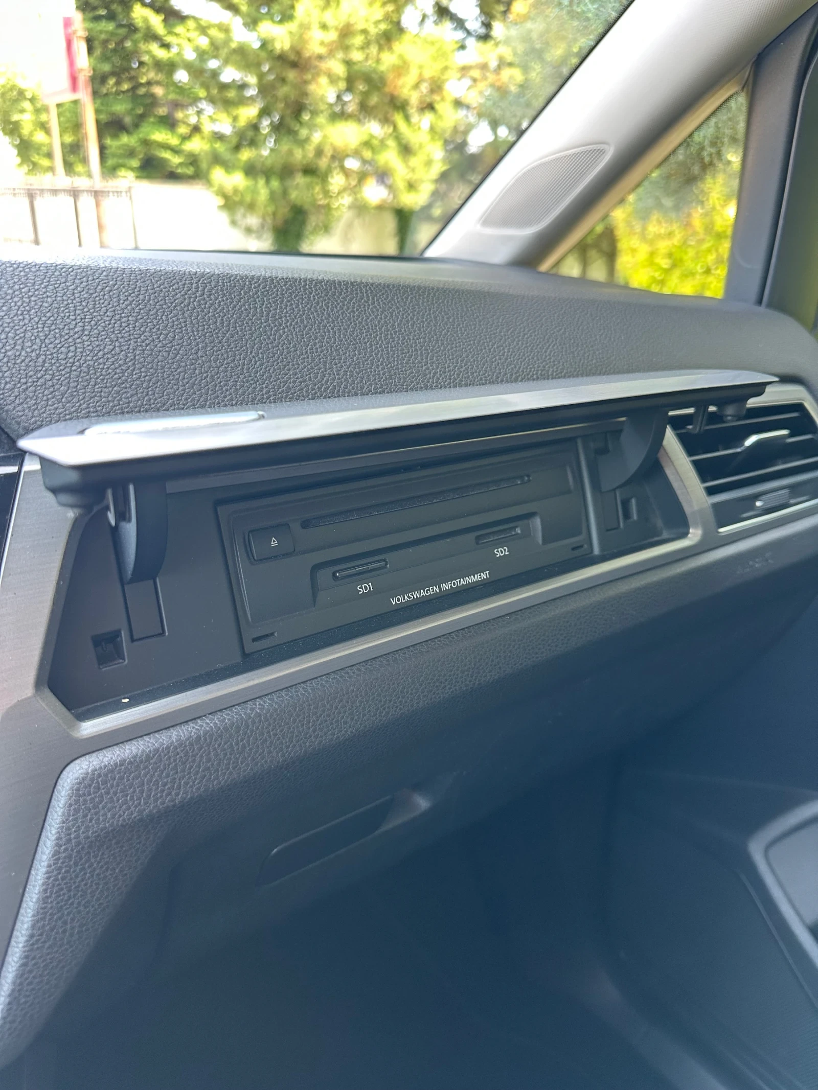 VW Touran Shadow line* DSG* Distronik* 6+ 1 - изображение 10