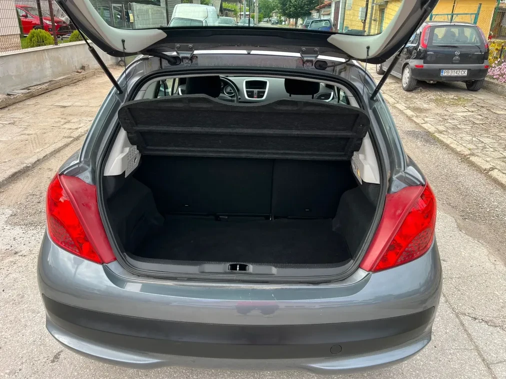 Peugeot 207 1.4i - изображение 4