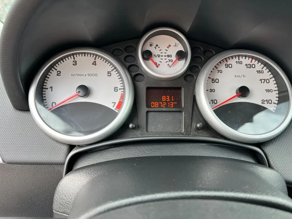 Peugeot 207 1.4i - изображение 9