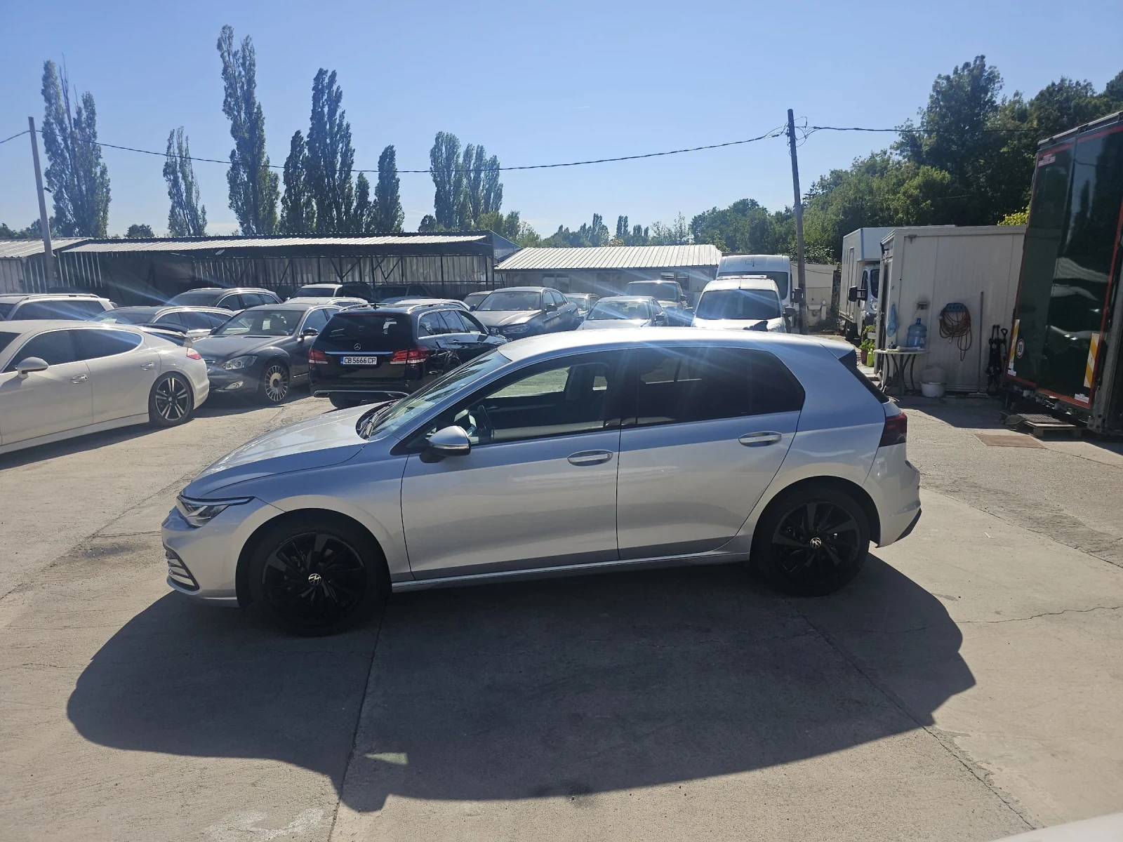 VW Golf 2, 0 TDI  DSG, Distronic - изображение 3