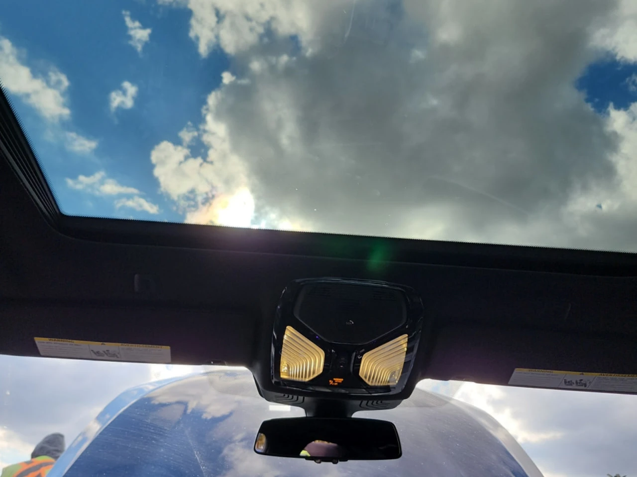 BMW 550 * АВТО КРЕДИТ* ЦЕНА ДО БГ * СЕРВИЗНА ИСТОРИЯ *  - изображение 9