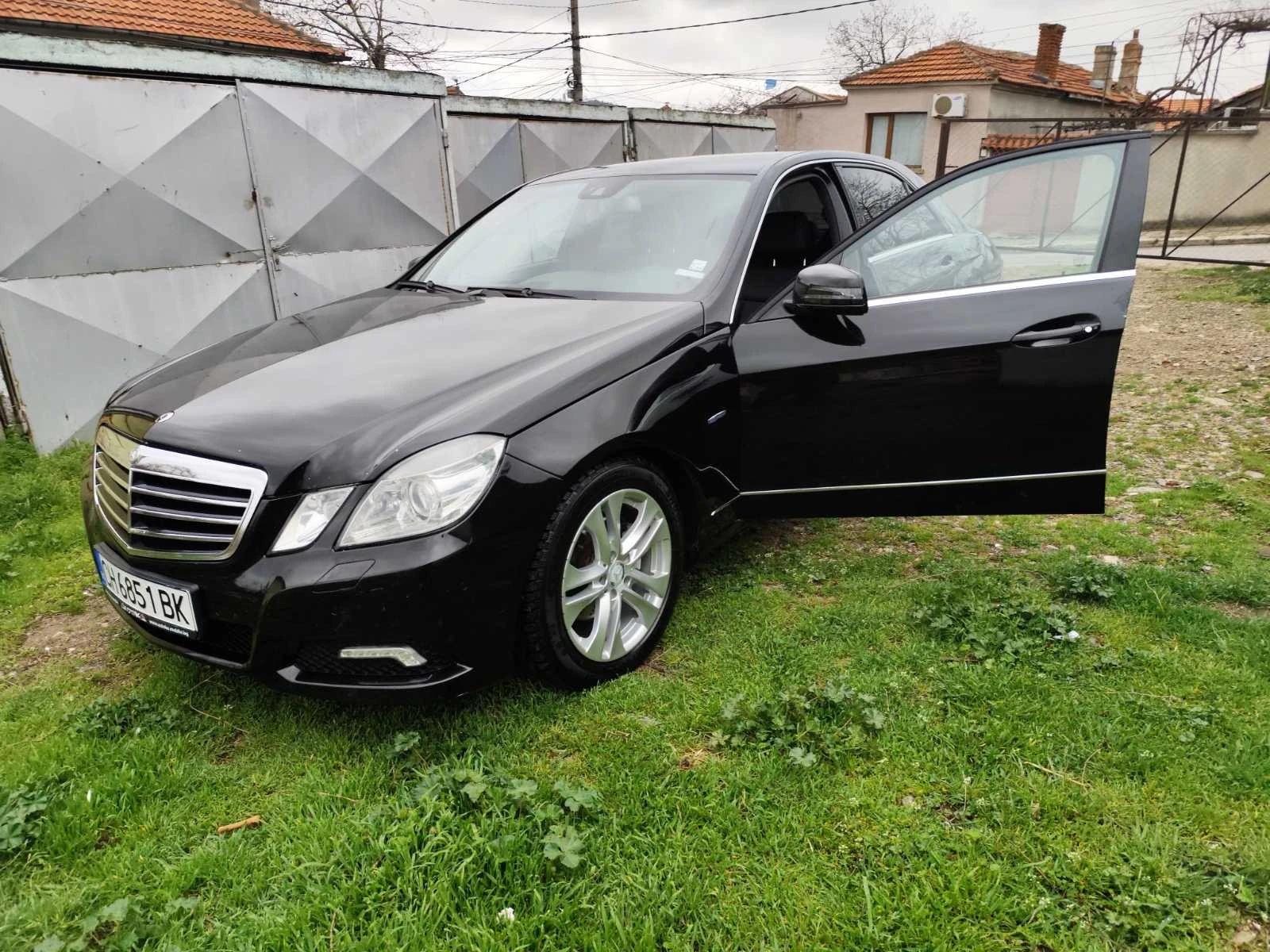 Mercedes-Benz 220  - изображение 4