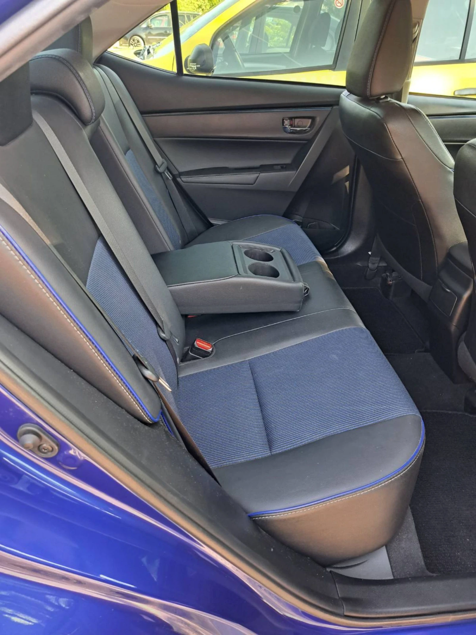 Toyota Corolla SE | Mobile.bg   6