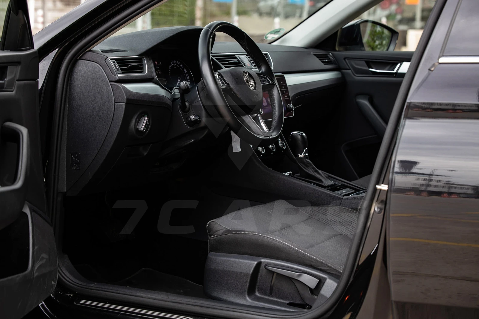 Skoda Superb  - изображение 9