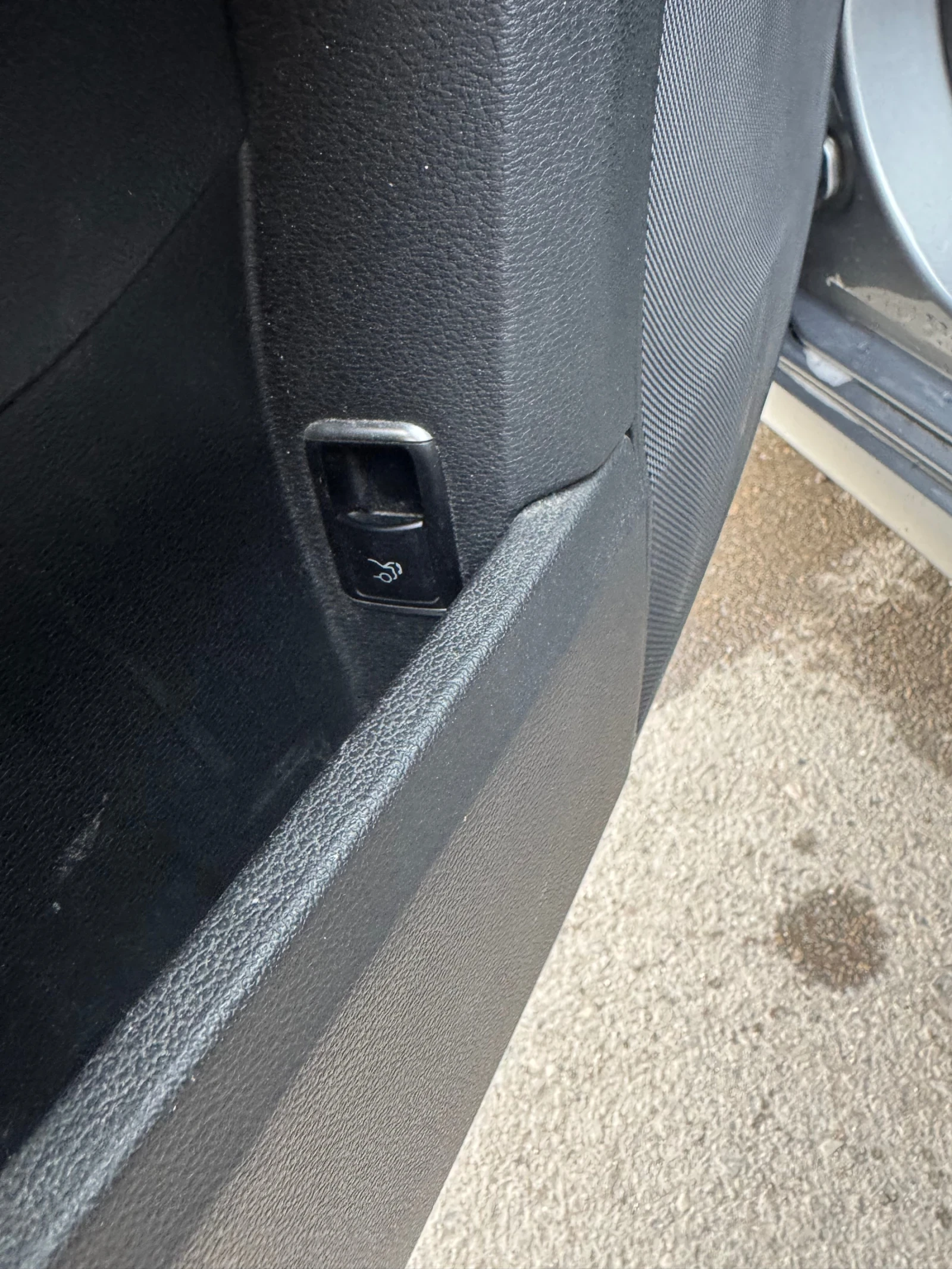 Mercedes-Benz E 350 4  MATIC 265 К.С -ТОП СЪСТОЯНИЕ НОВ ВНОС , снимка 16 - Автомобили и джипове - 54013801