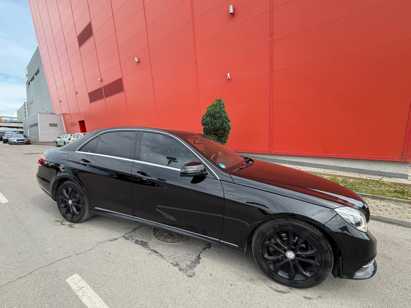 Mercedes-Benz C 250 AMG* LED* 9G* Euro6* FACELIFT, снимка 4 - Автомобили и джипове - 54058466