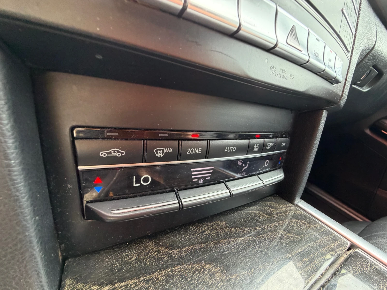 Mercedes-Benz C 250 AMG* LED* 9G* Euro6* FACELIFT, снимка 11 - Автомобили и джипове - 54058466
