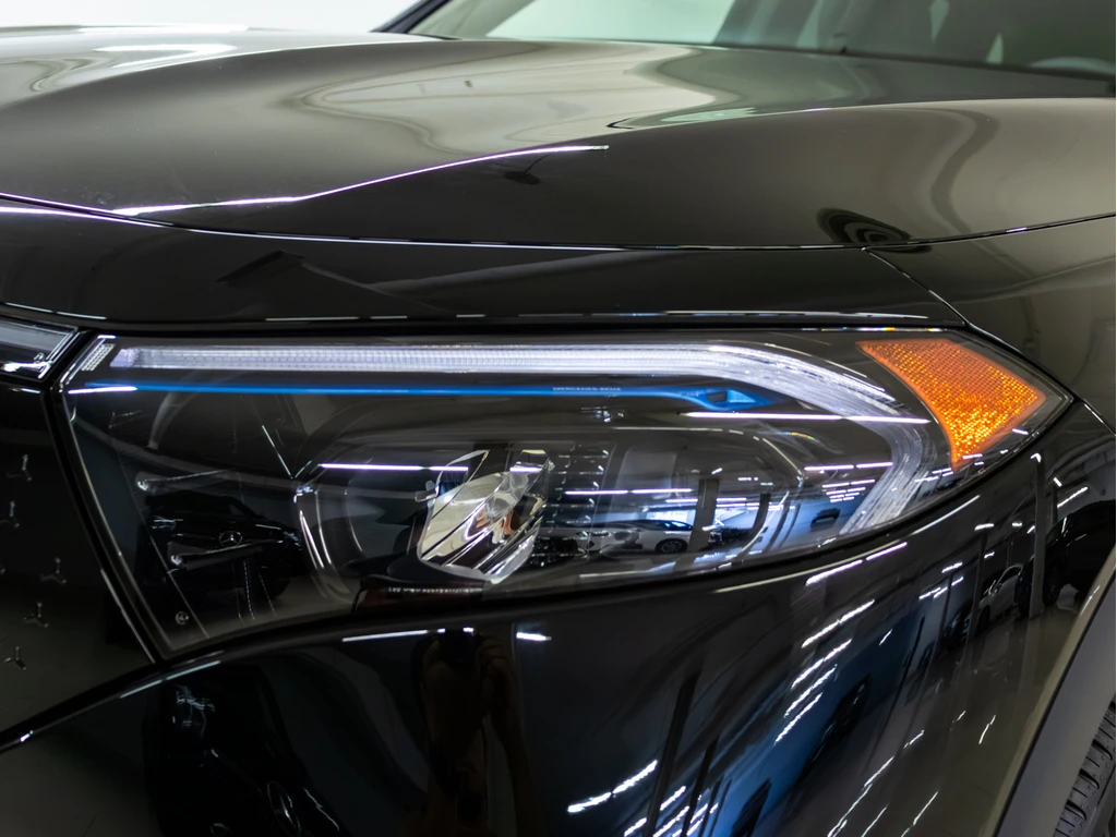 Mercedes-Benz EQB  250+ SUV, снимка 11 - Автомобили и джипове - 54204574