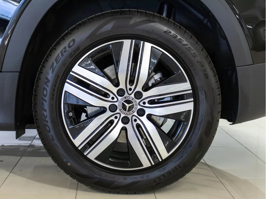 Mercedes-Benz EQB  250+ SUV, снимка 7 - Автомобили и джипове - 54204574