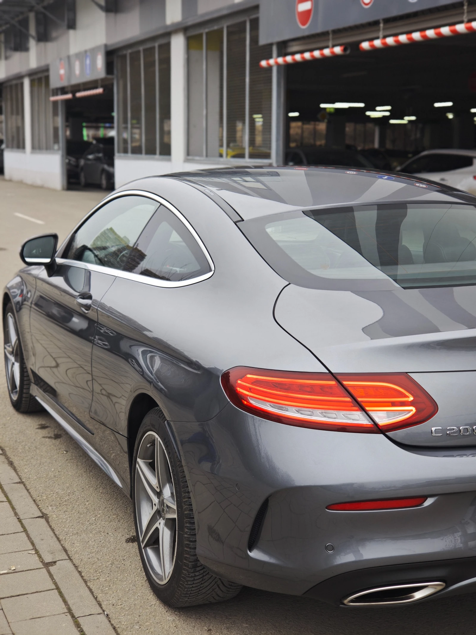 Mercedes-Benz C 200 AMGLine/Coupe, снимка 9 - Автомобили и джипове - 54297578