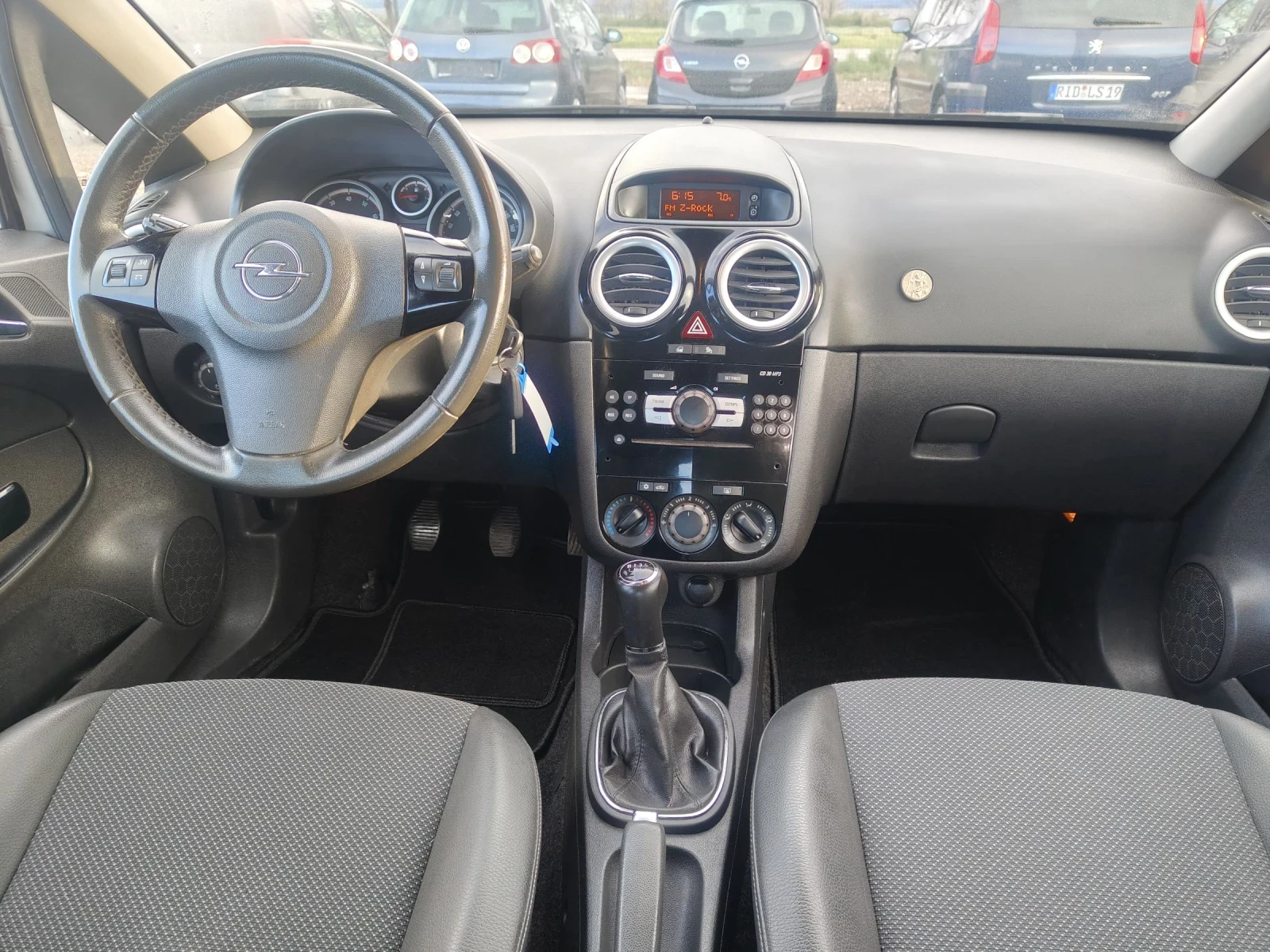 Opel Corsa 1.4i 90 COSMO , снимка 9 - Автомобили и джипове - 54391569