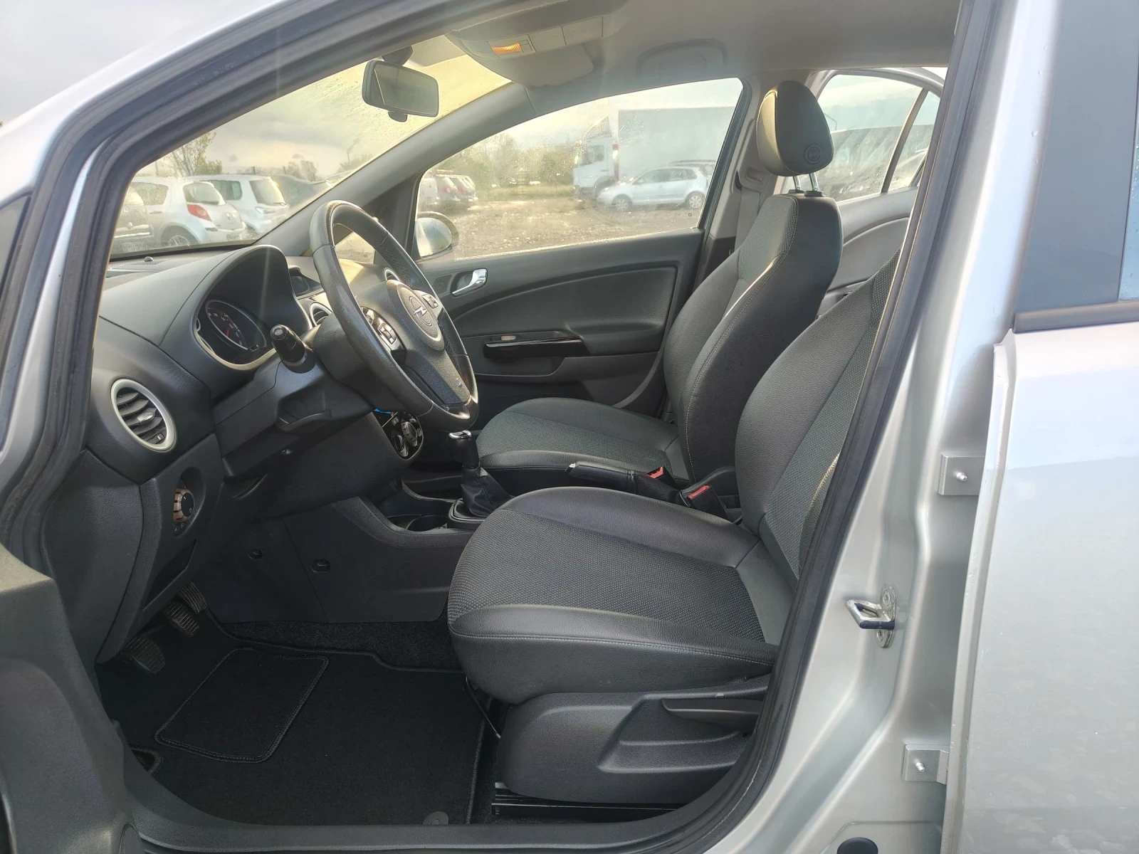 Opel Corsa 1.4i 90 COSMO , снимка 10 - Автомобили и джипове - 54391569